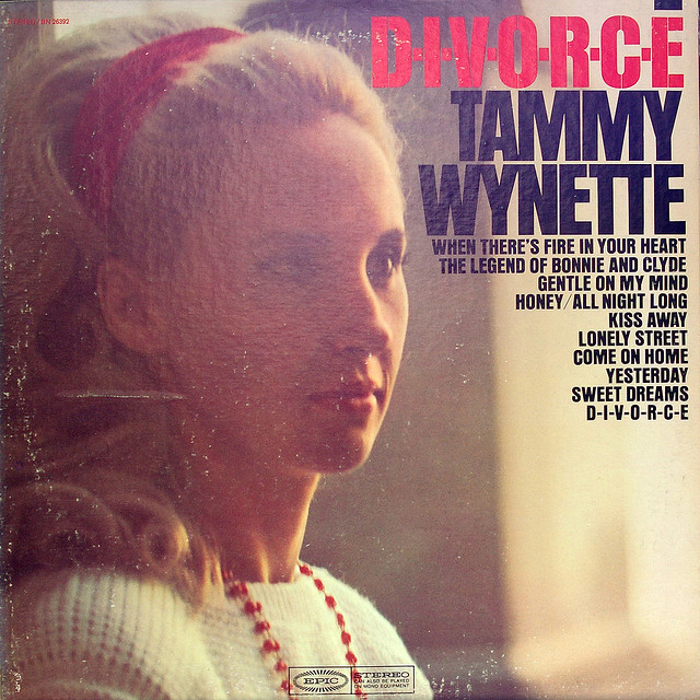 Tammy Wynette, D I V O R C E