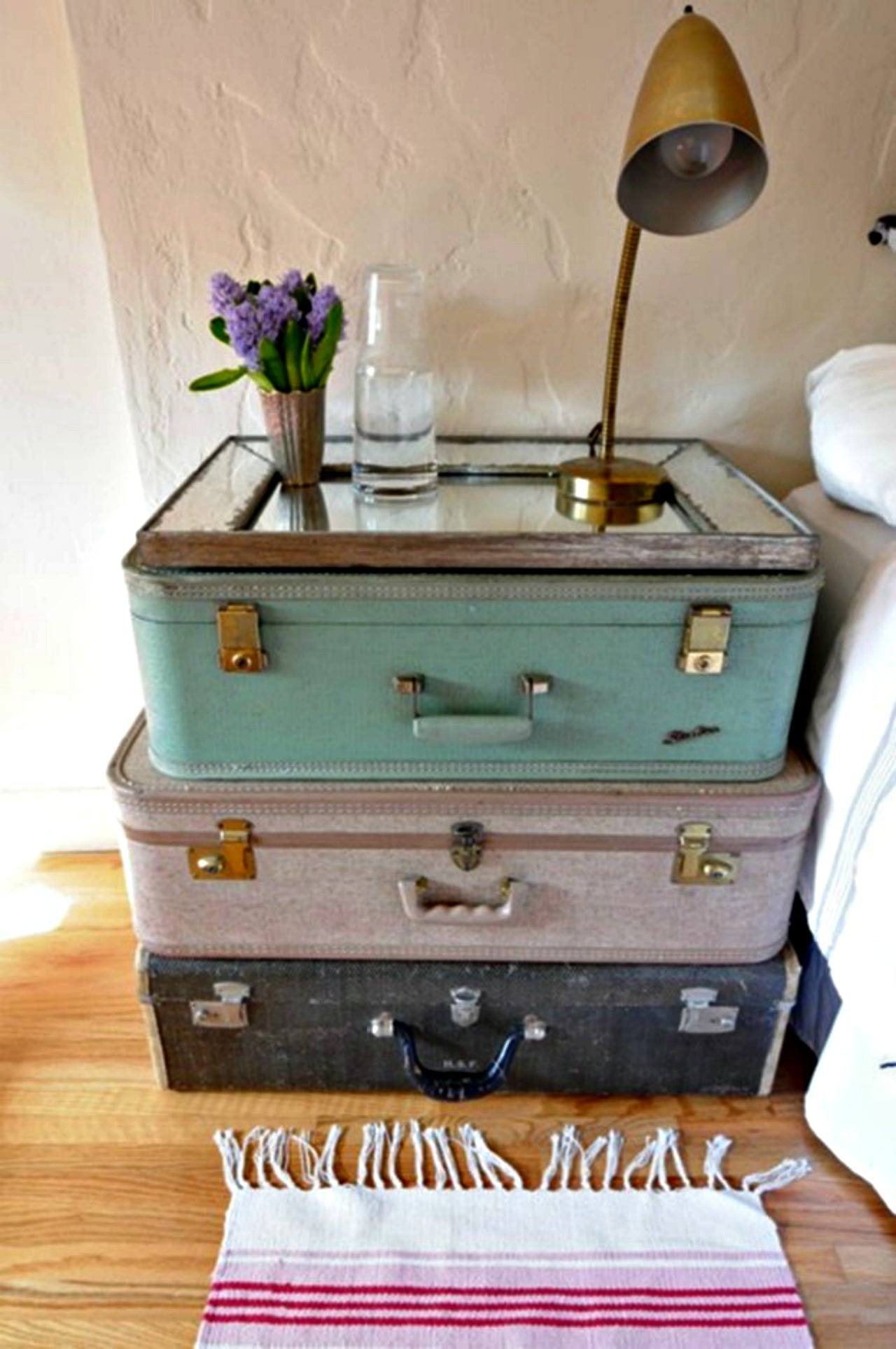 upcycle suitcases